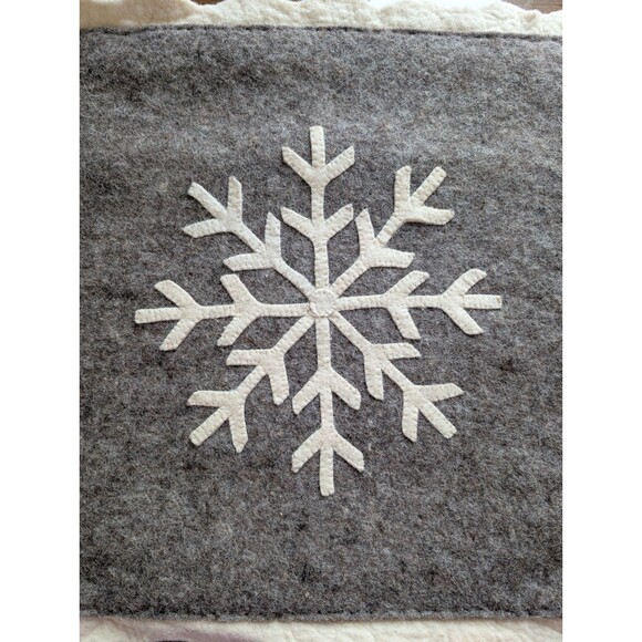 ARCADIA HOME WOOL FELT SNOWFLAKE PILLOW COVER GRAY - Picture 2 of 6